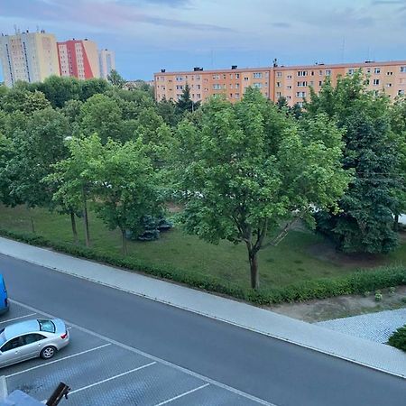 Przytulne Mieszkanie 2 Pokojowe Leszno  Kültér fotó