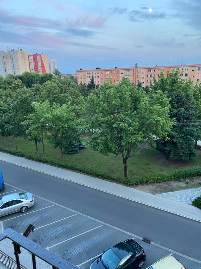 Przytulne Mieszkanie 2 Pokojowe Leszno  Kültér fotó