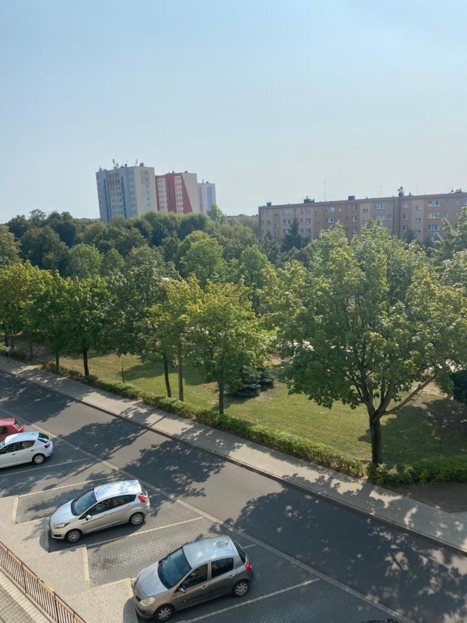 Przytulne Mieszkanie 2 Pokojowe Leszno  Kültér fotó